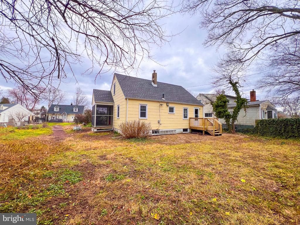 672 Osborne Avenue photo 34