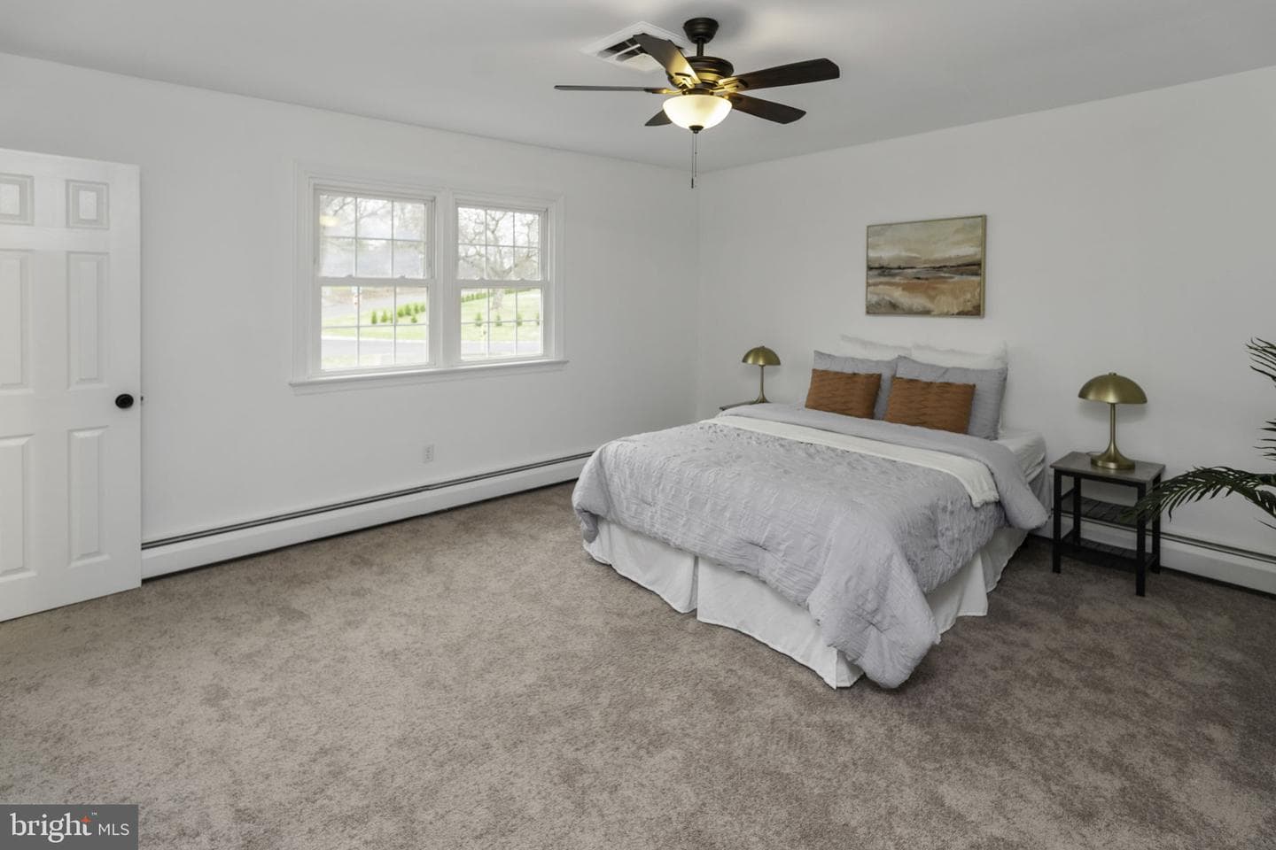 138 Rogers Road photo 10