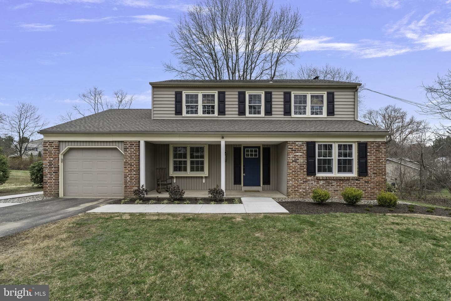 138 Rogers Road photo 2