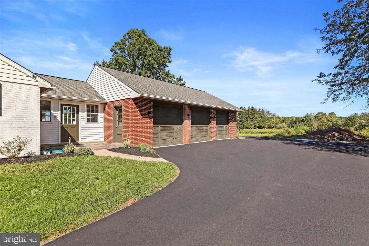 291 Elephant Road photo 4