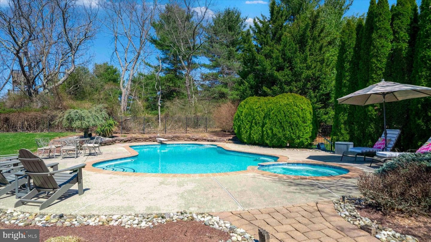 28 Eagleton Farm Road photo 45