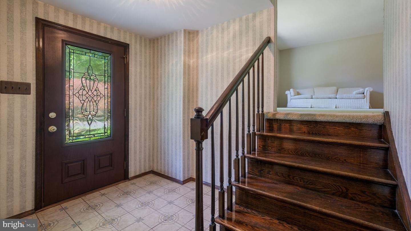 2775 Red Gate Drive photo 4
