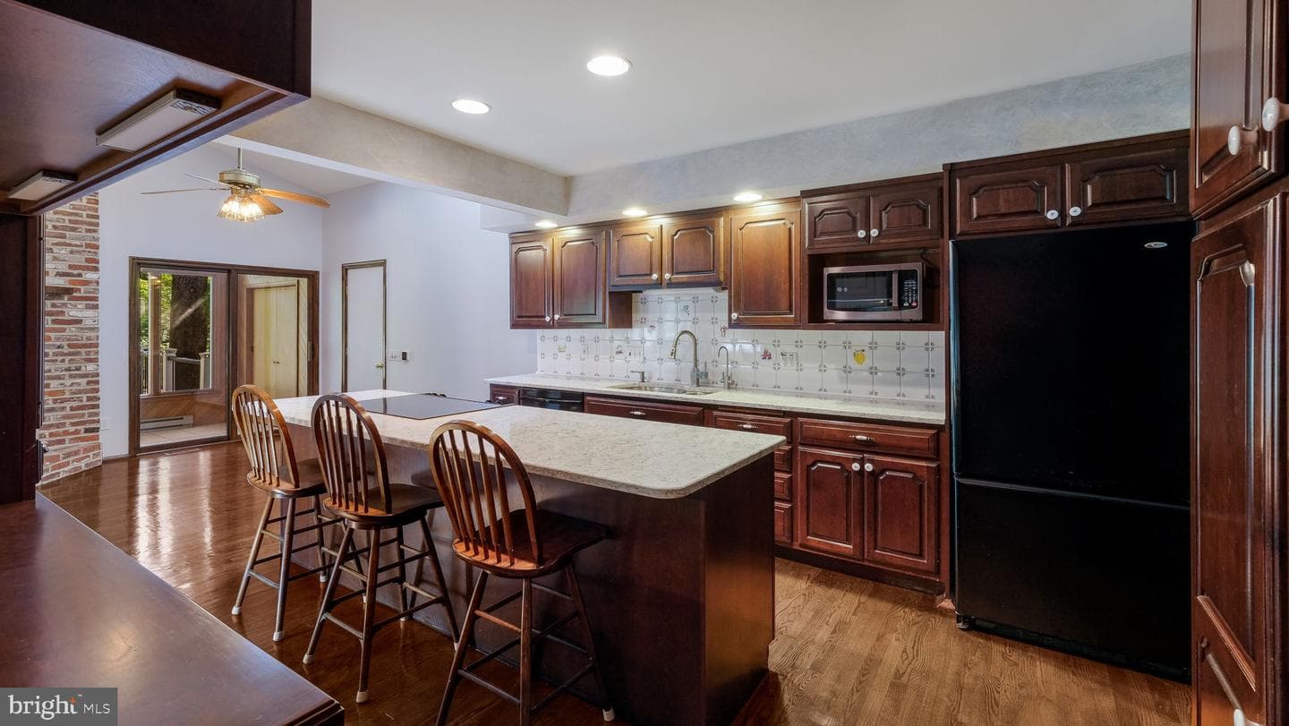 2775 Red Gate Drive photo 9