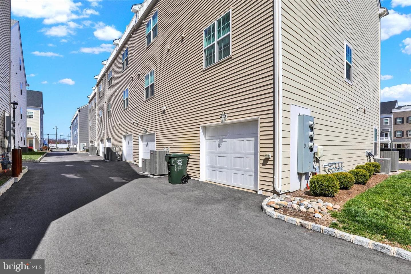 122 Easton Street photo 24