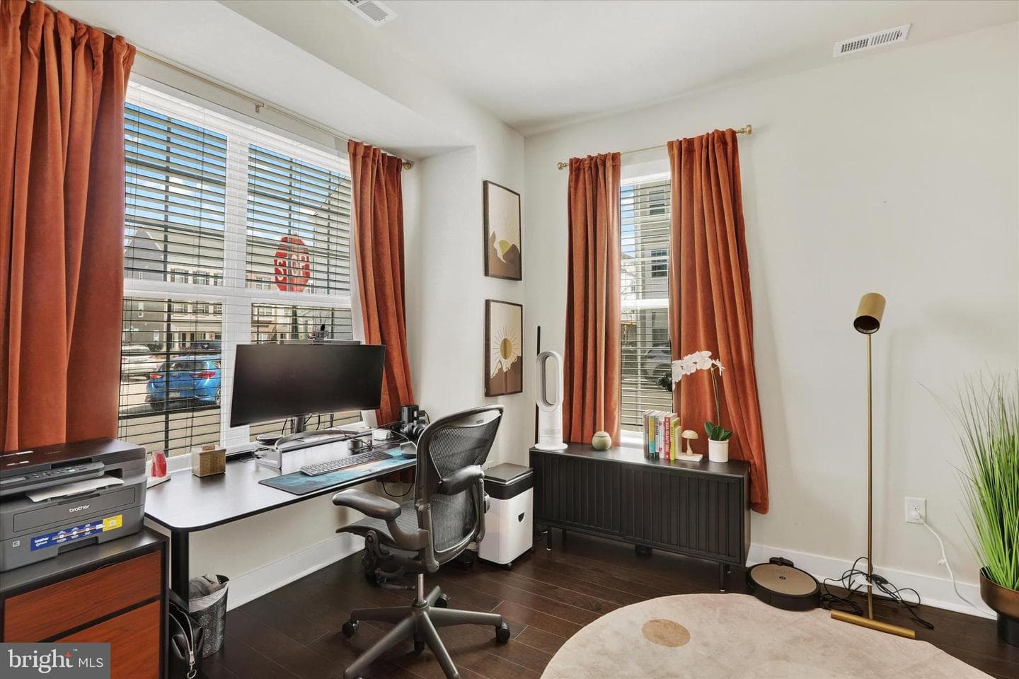 122 Easton Street photo 3