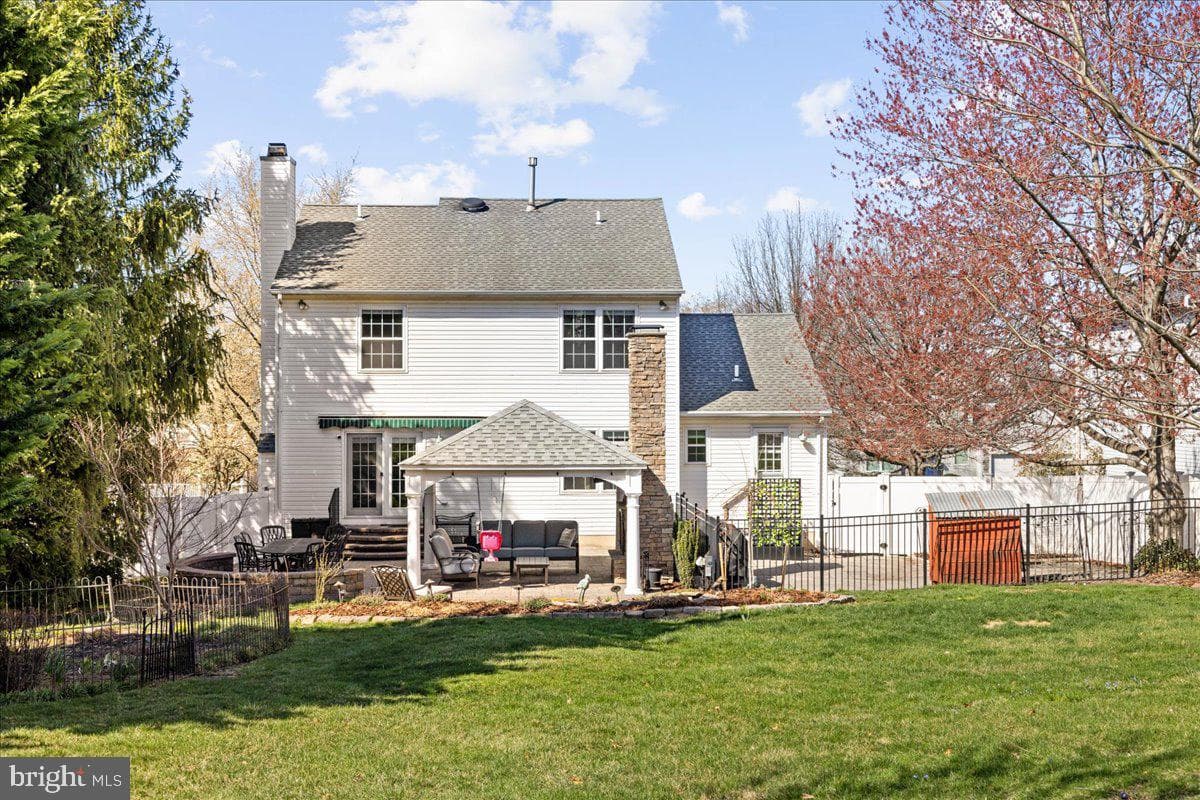 2353 Deer Path Drive photo 34