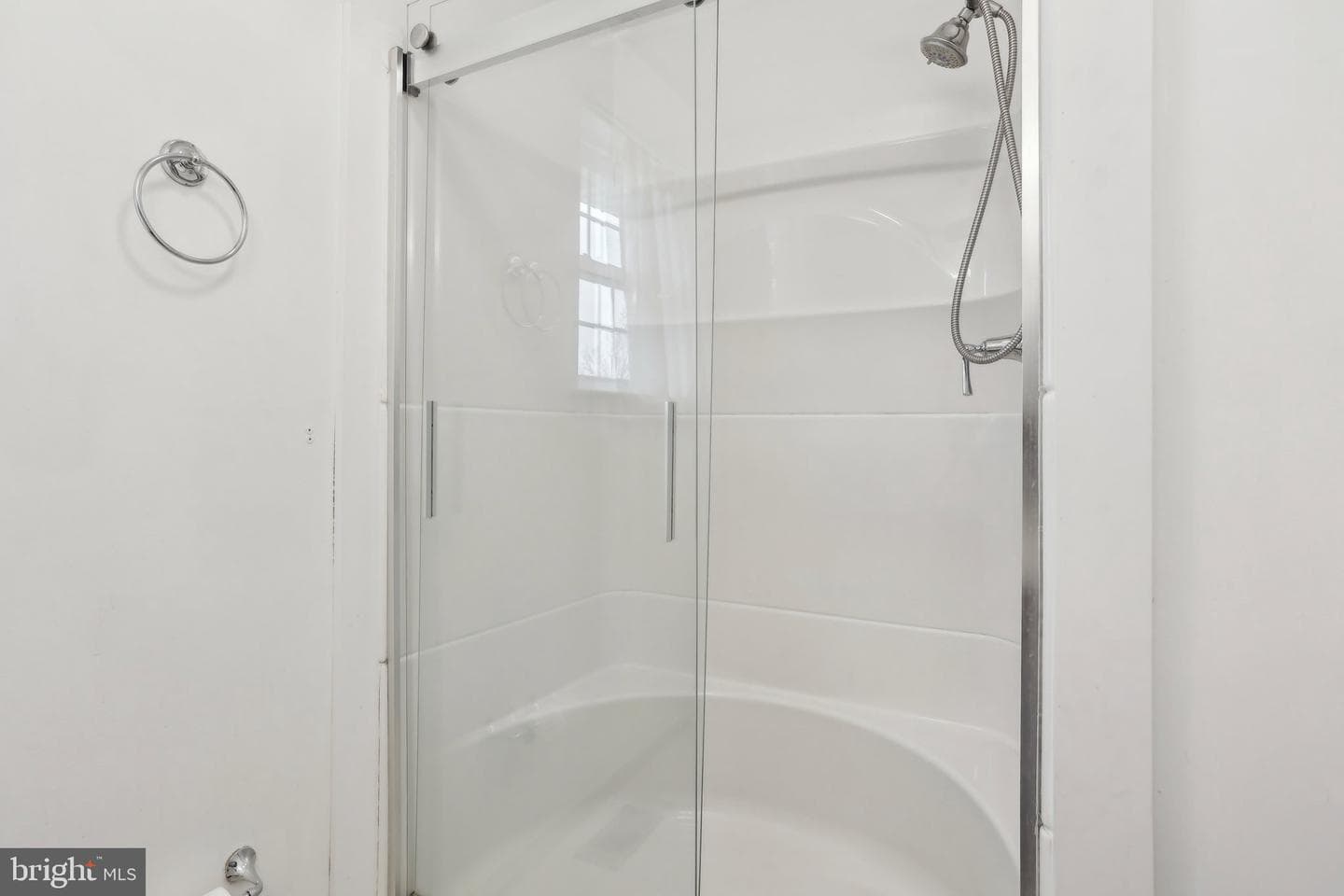 254 Burgundy Lane photo 23