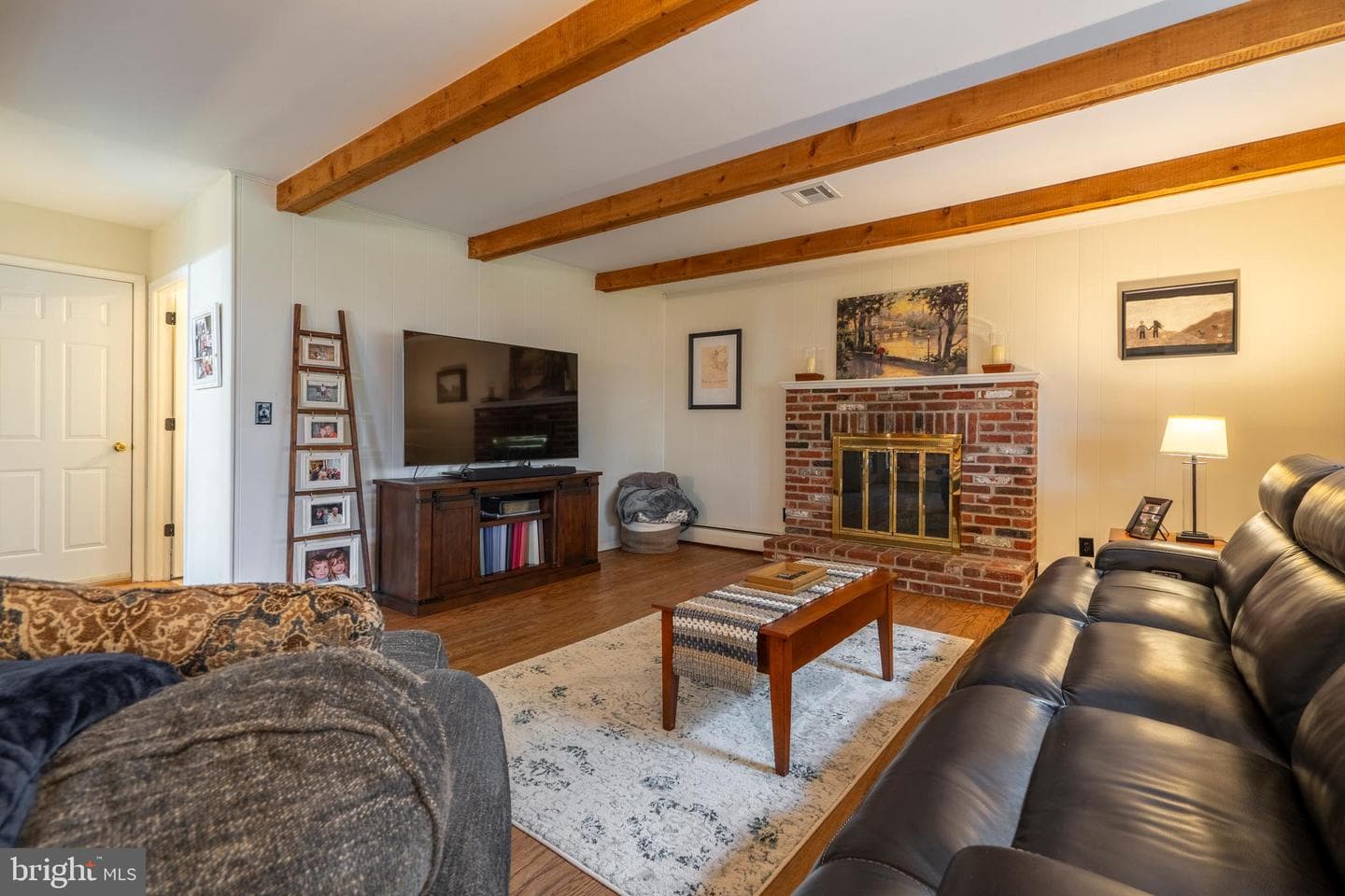 48 Hickory Lane photo 25