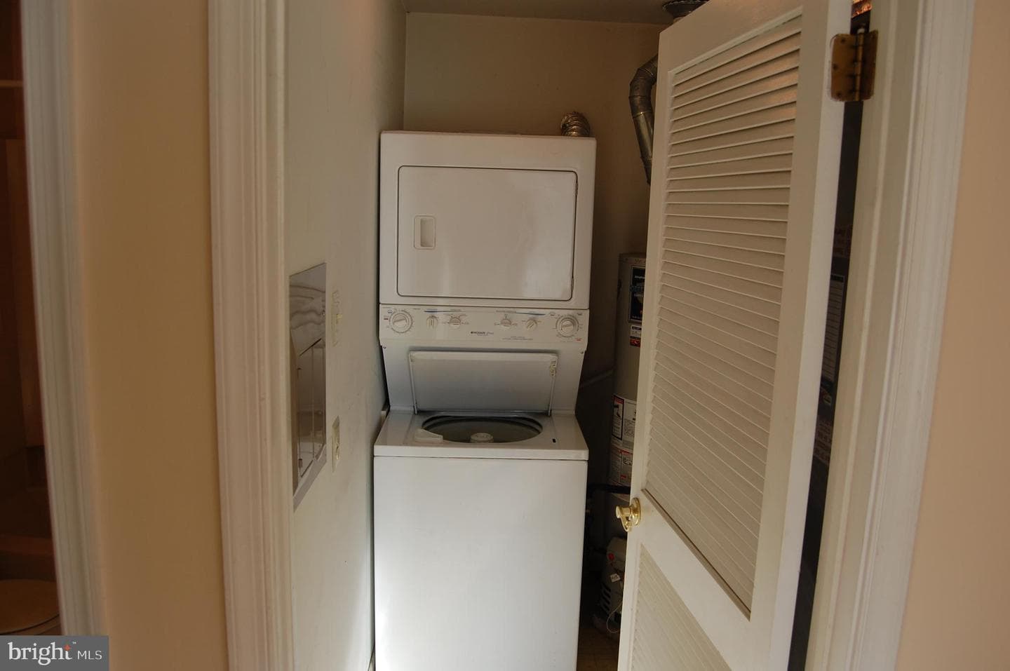 1009 Diamond Drive photo 5