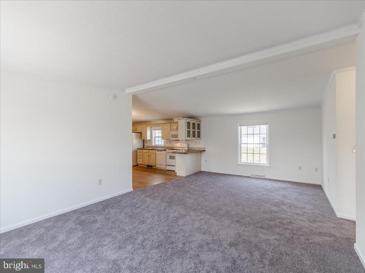 3226 Azalea Avenue photo 9