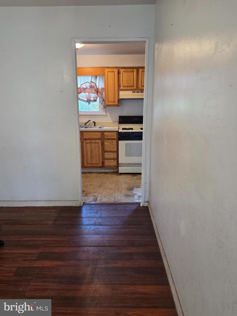 5706 Mitchell Road photo 5