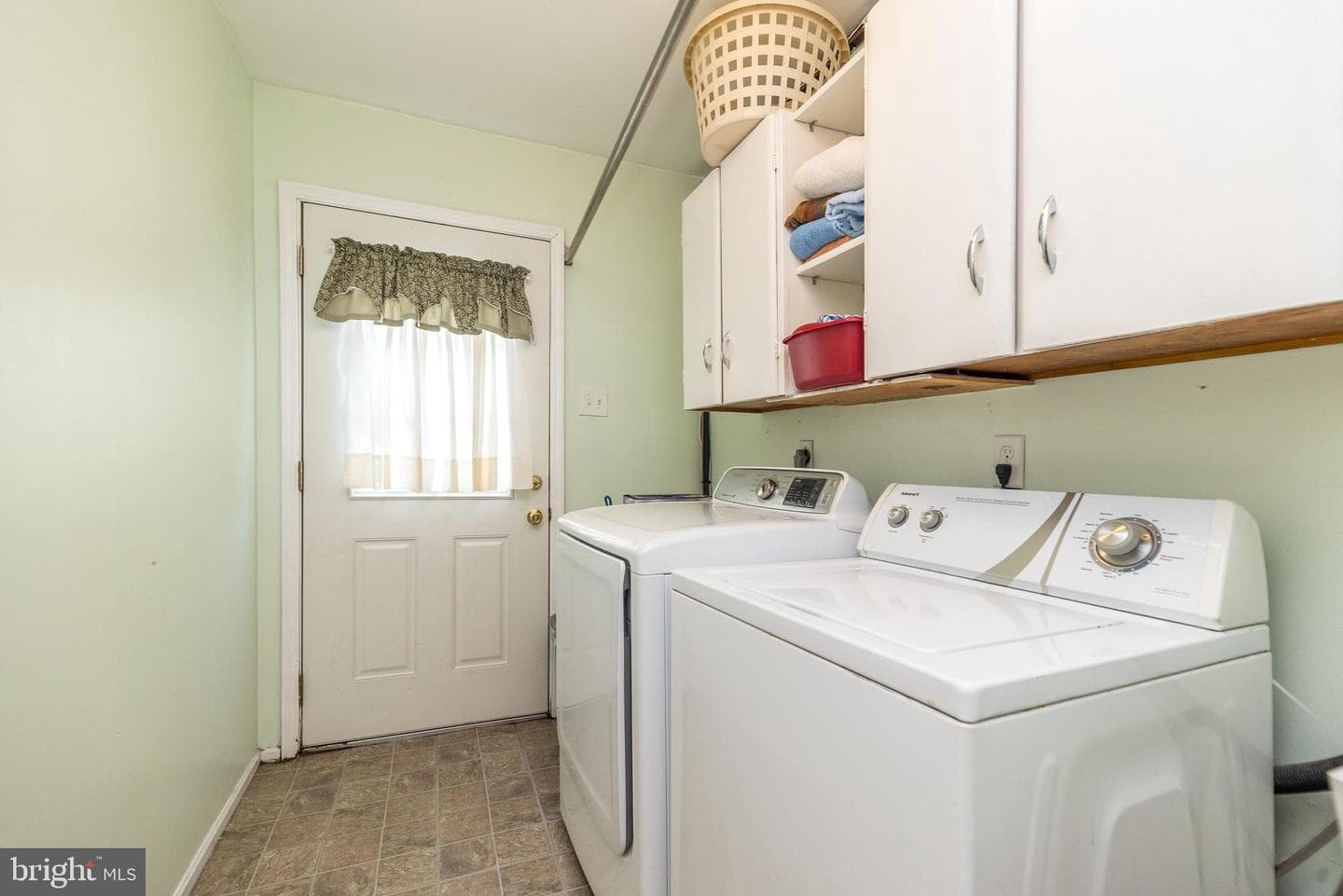 18 Alscot Circle photo 16