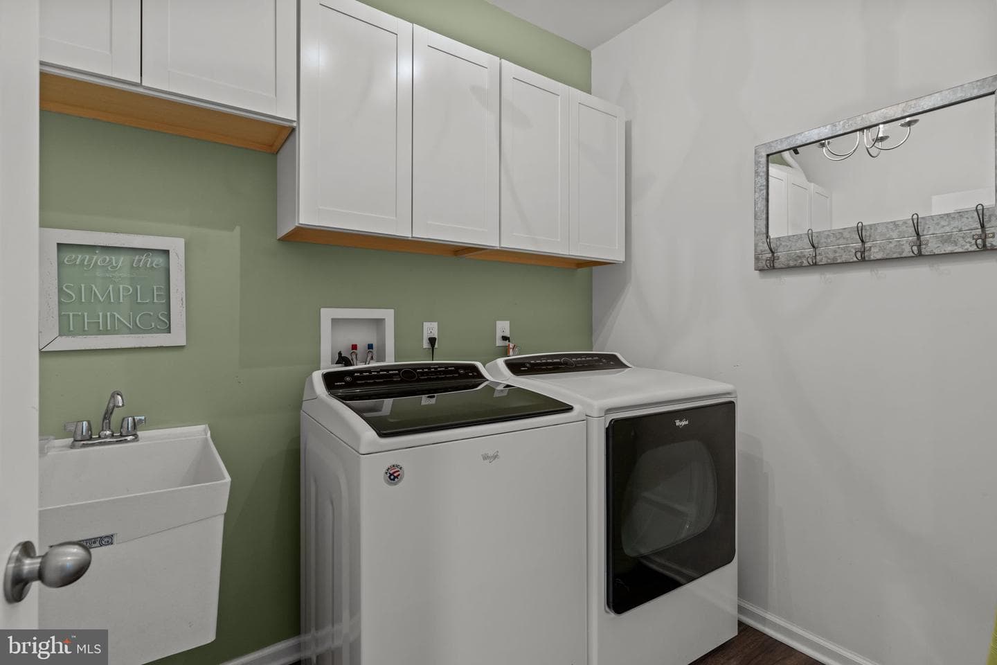 400 Hickory Drive photo 18