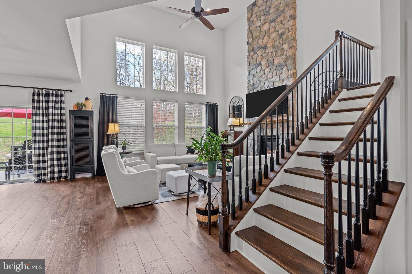 400 Hickory Drive photo 19
