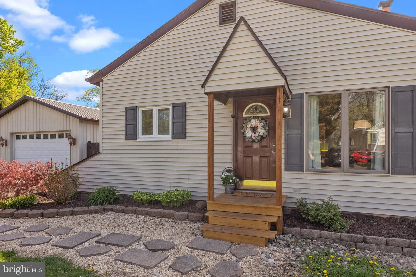 721 Neshaminy Avenue photo 4