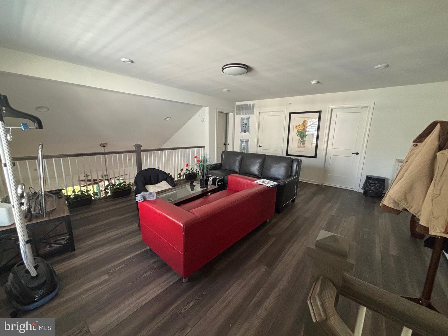 916 Holden Court photo 17