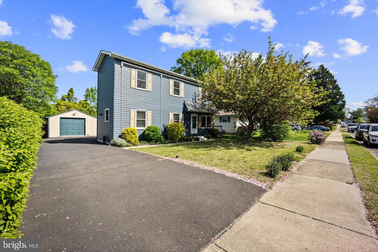 416 Barclay Avenue photo 6