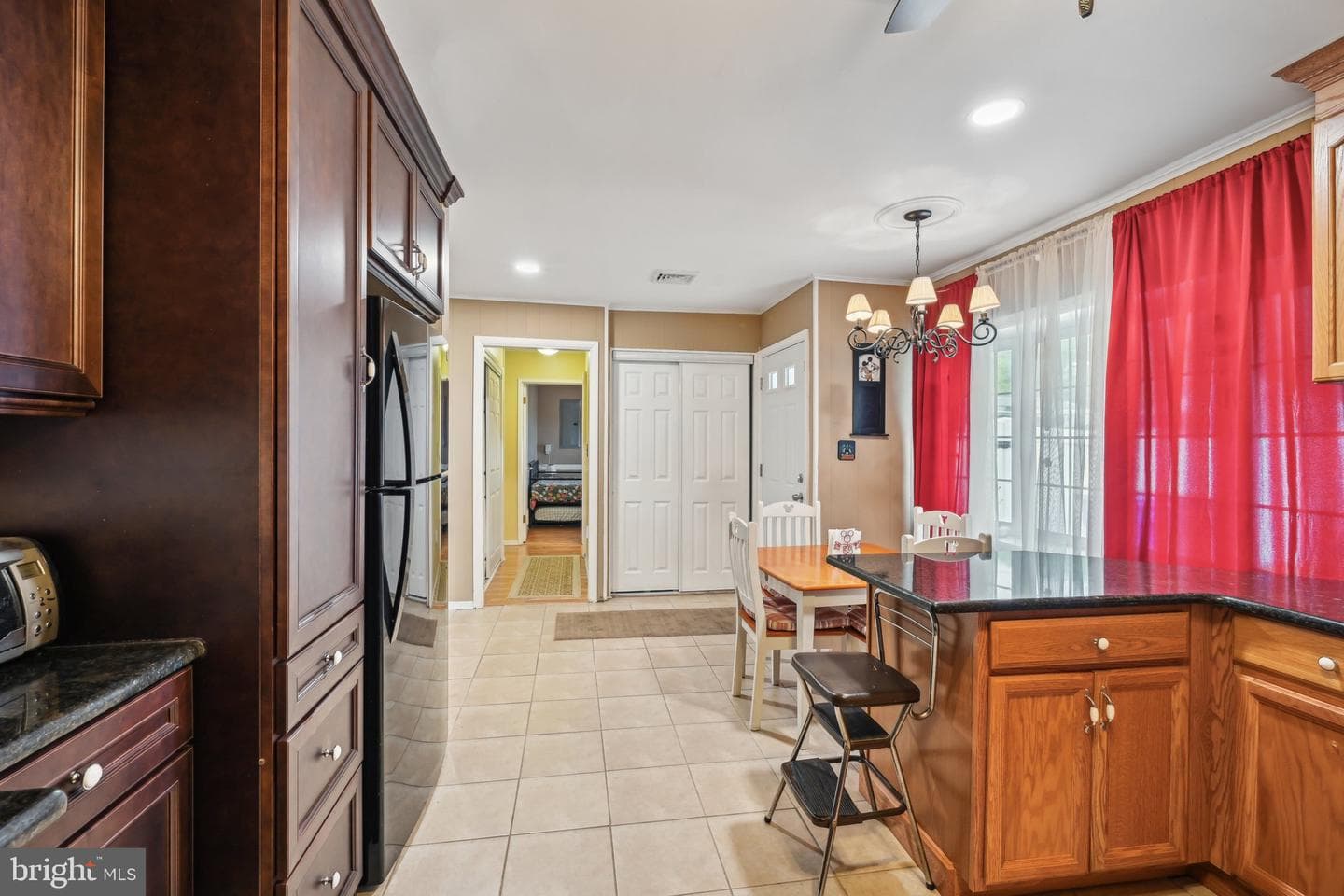 6 Swan Lane photo 15