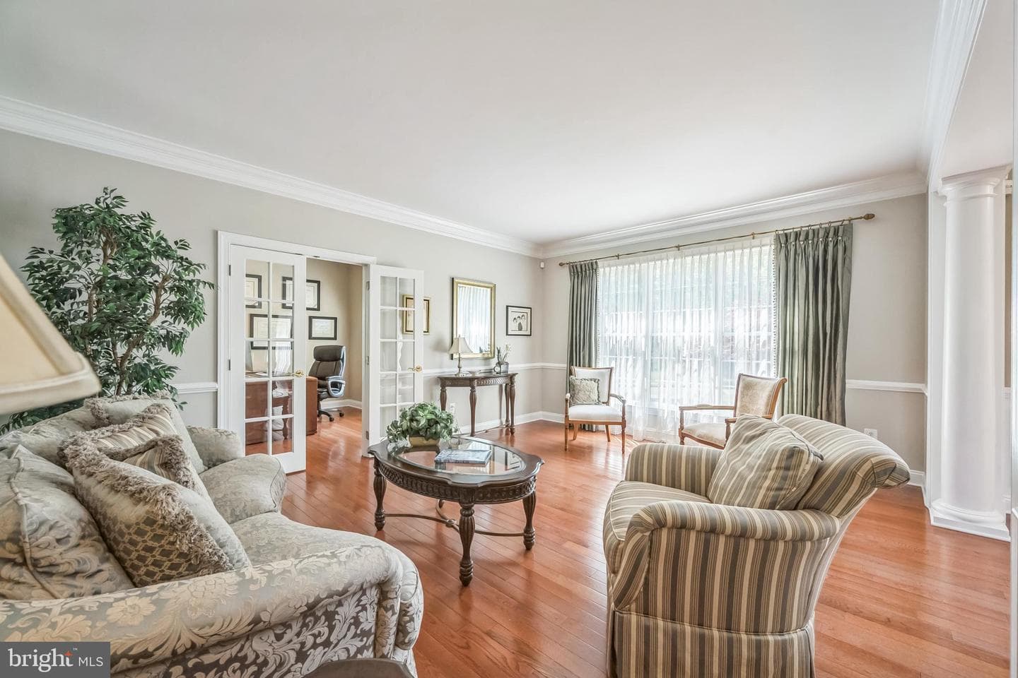 55 Woodside Lane photo 6