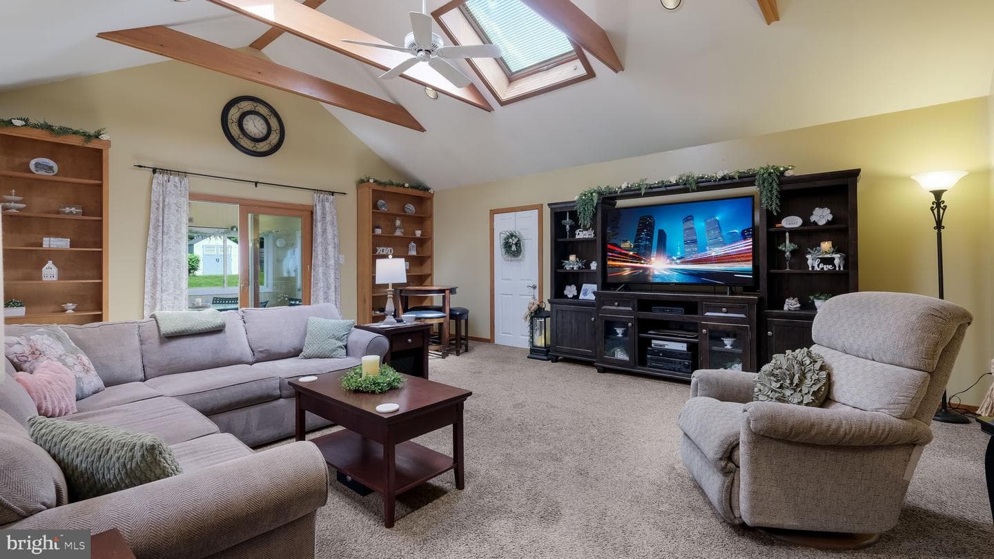 118 Woodlawn Road photo 13