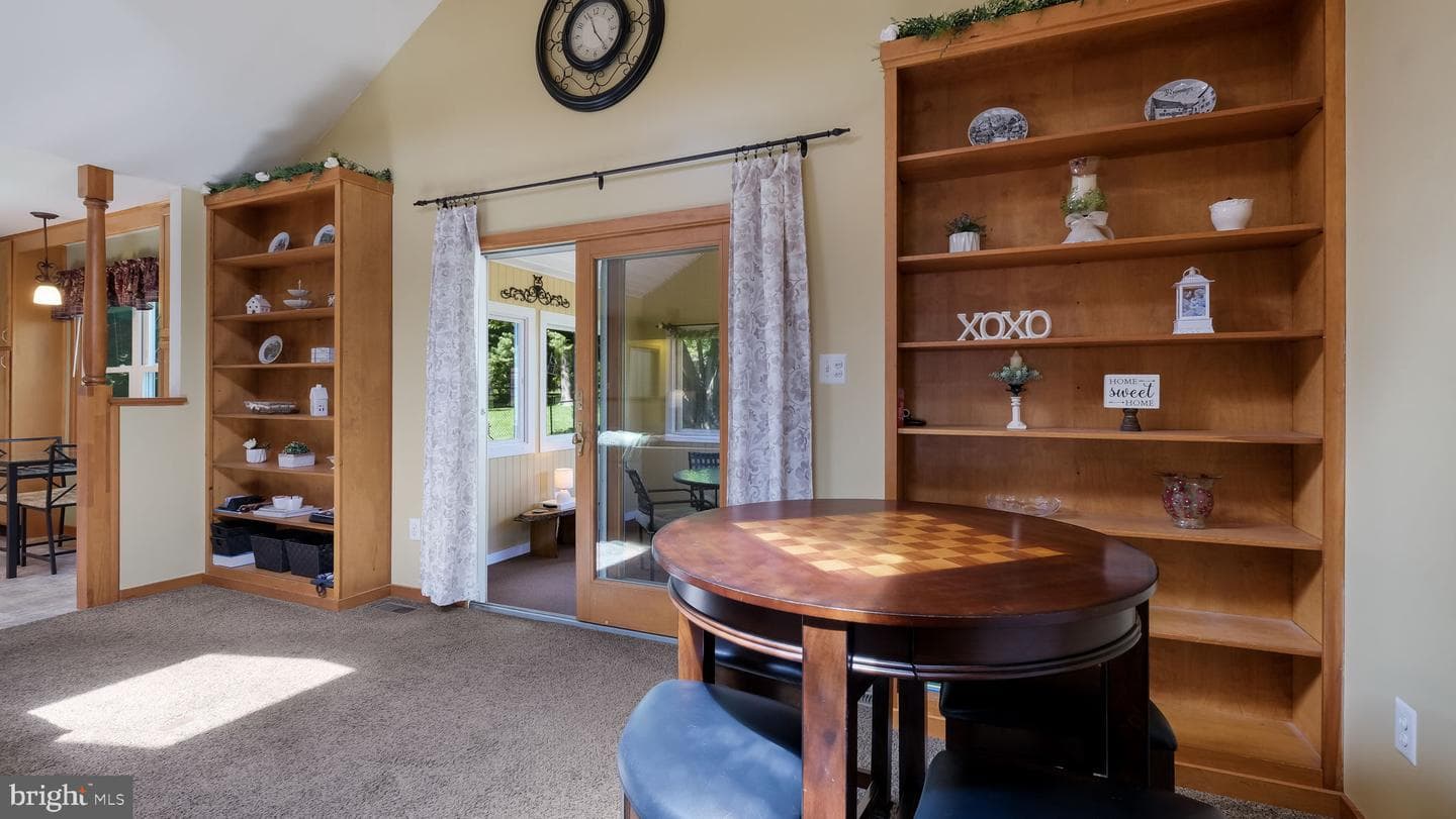 118 Woodlawn Road photo 22