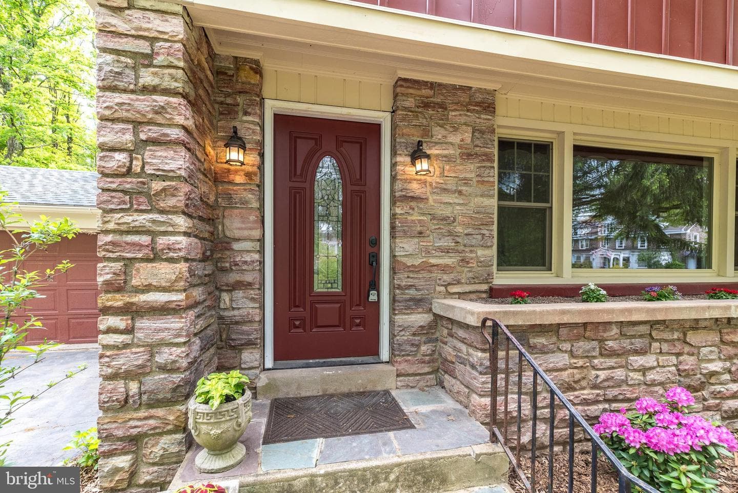 9138 Easton Road photo 2