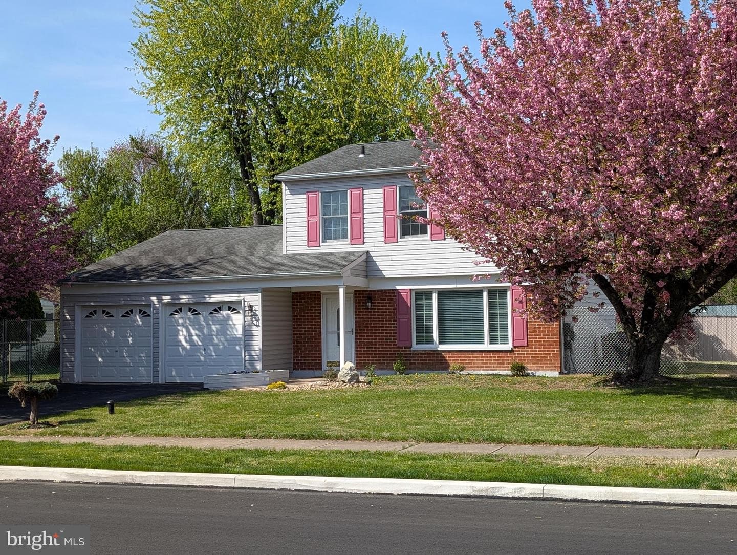 3337 Glendale Drive photo 2