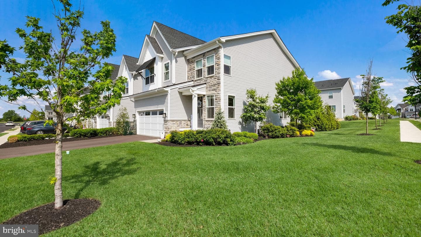 600 Conrad Drive photo 2