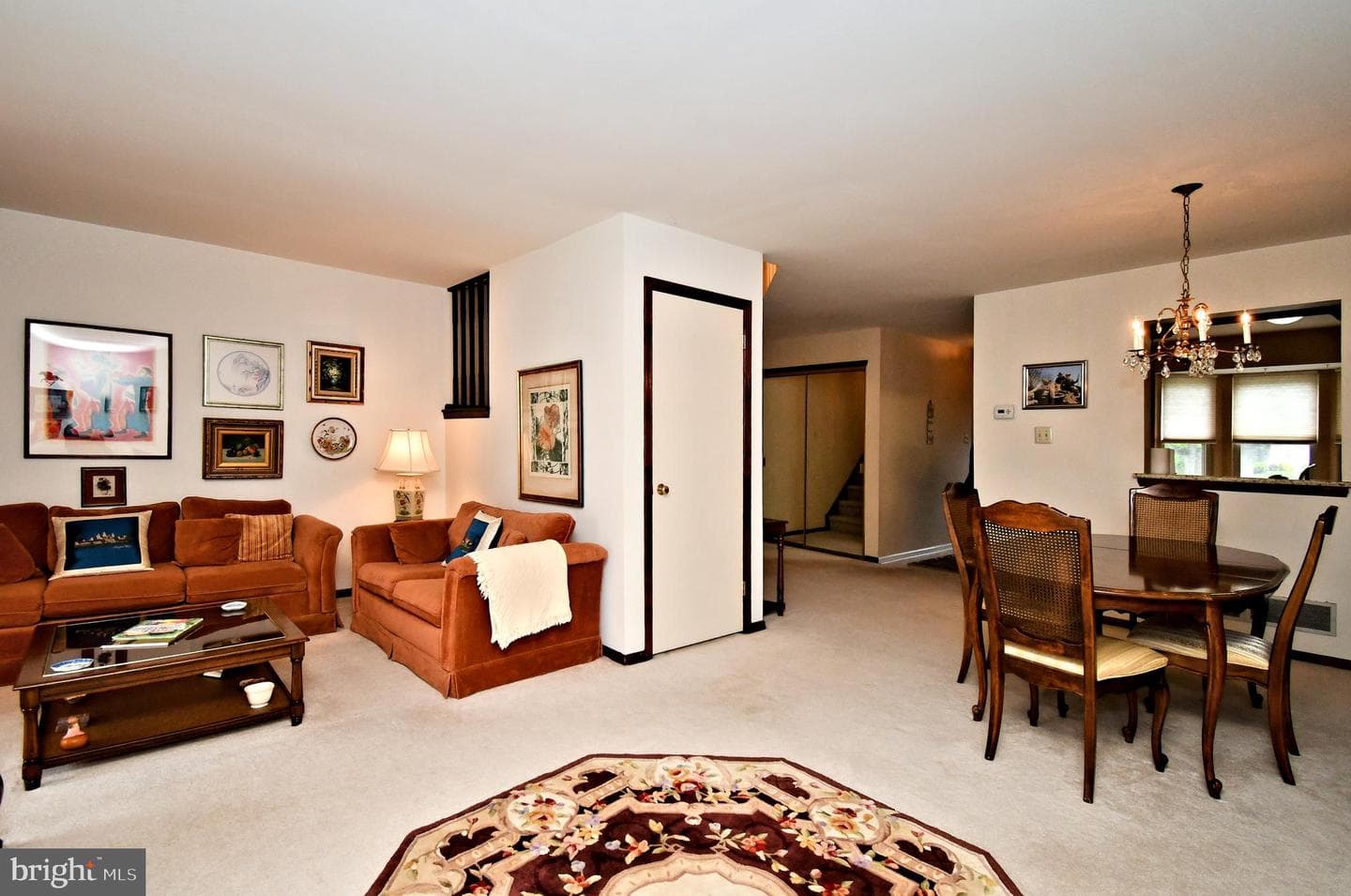 305 Ward Court photo 11