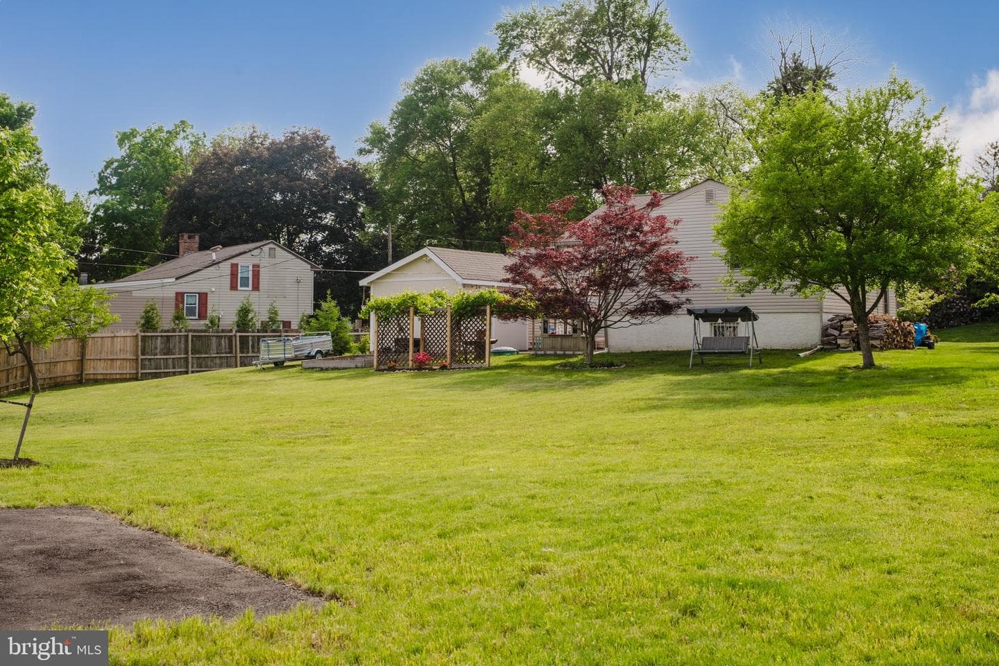 431 Camberly Road photo 52