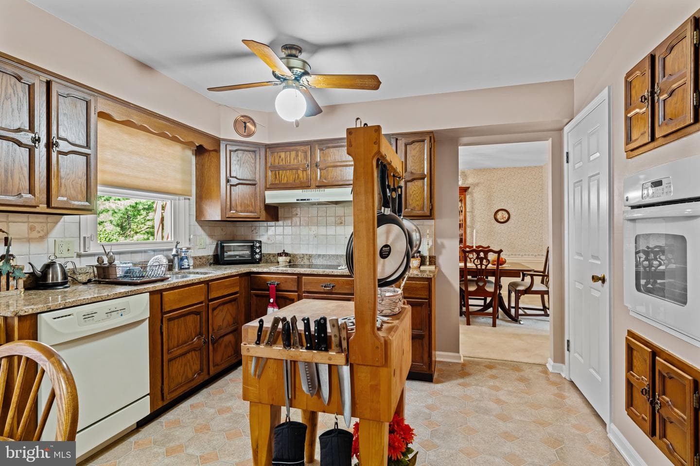 205 Creekwood Drive photo 10