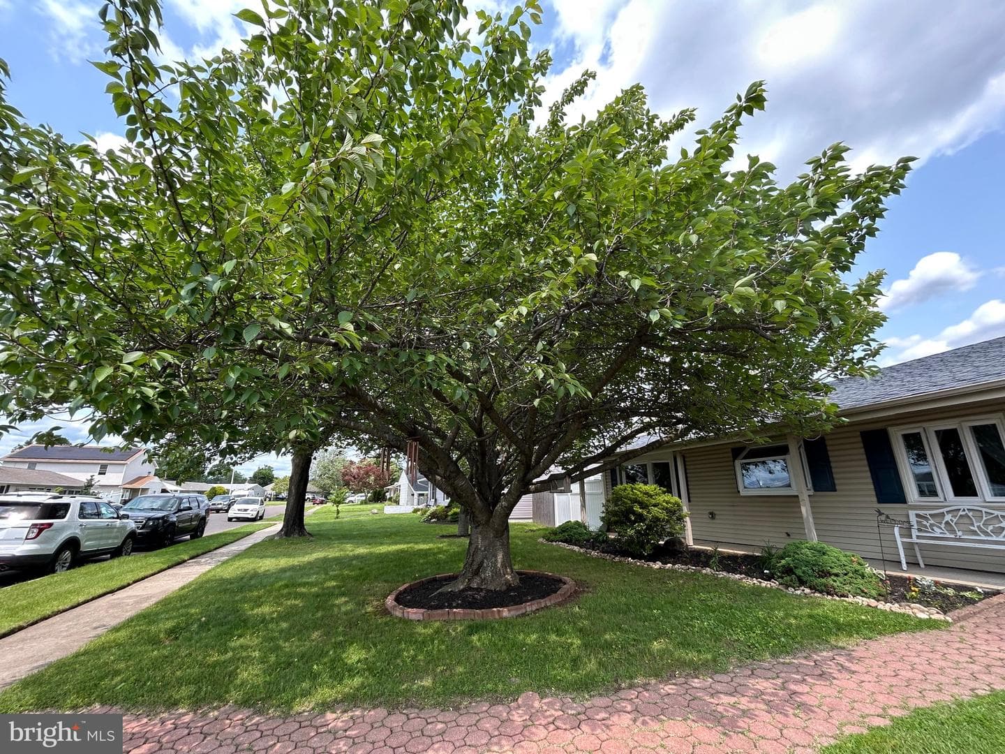 44 Sugarmaple Lane photo 3