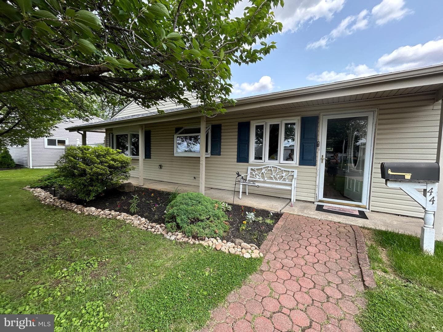 44 Sugarmaple Lane photo 4