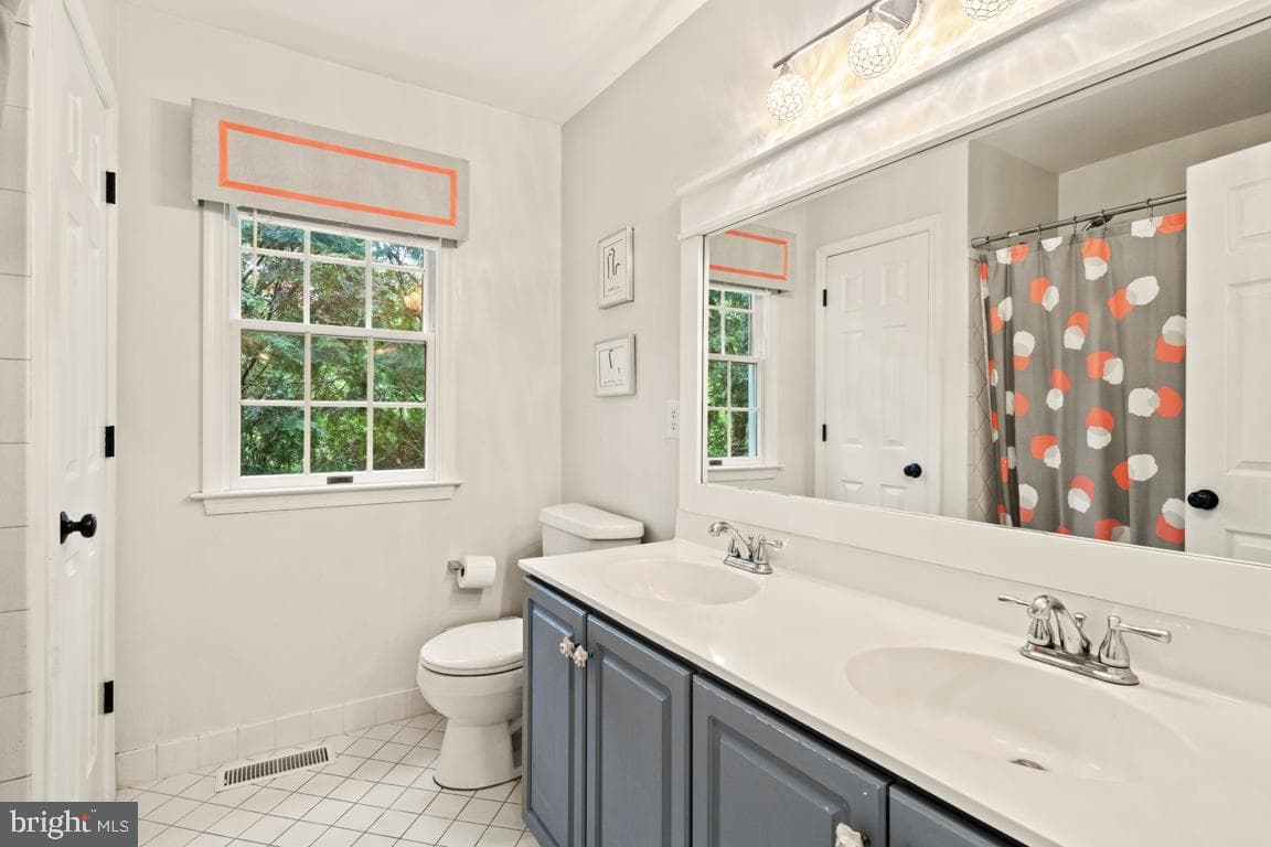 5403 Nicholas Court photo 27