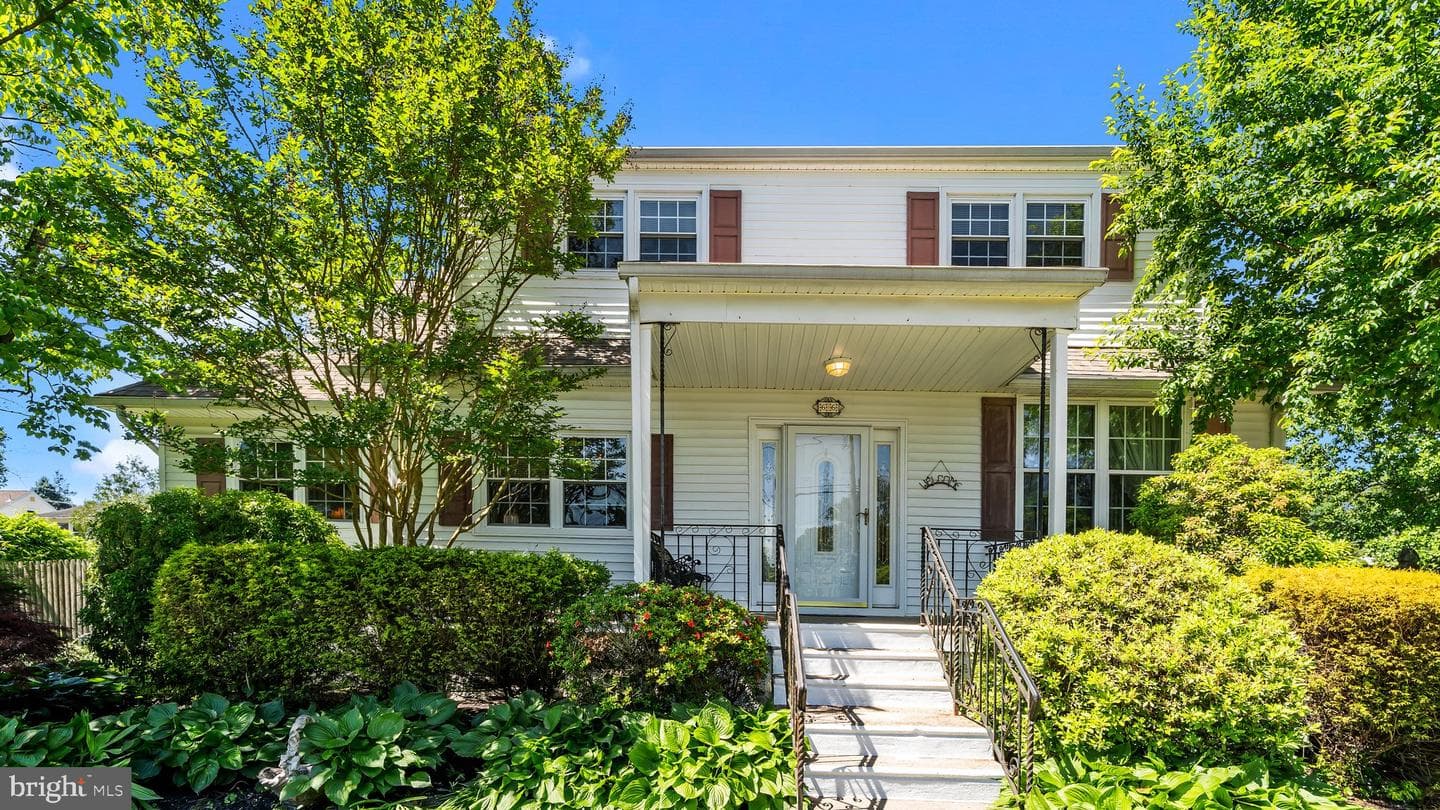 66 Lillian Street photo 2