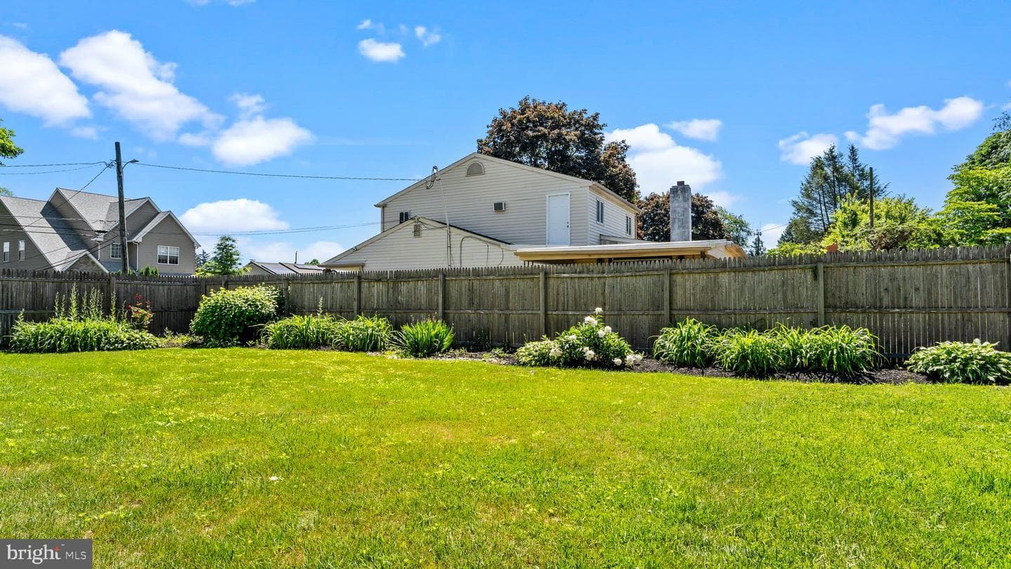 66 Lillian Street photo 34