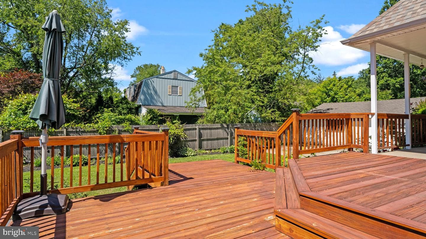 66 Lillian Street photo 36