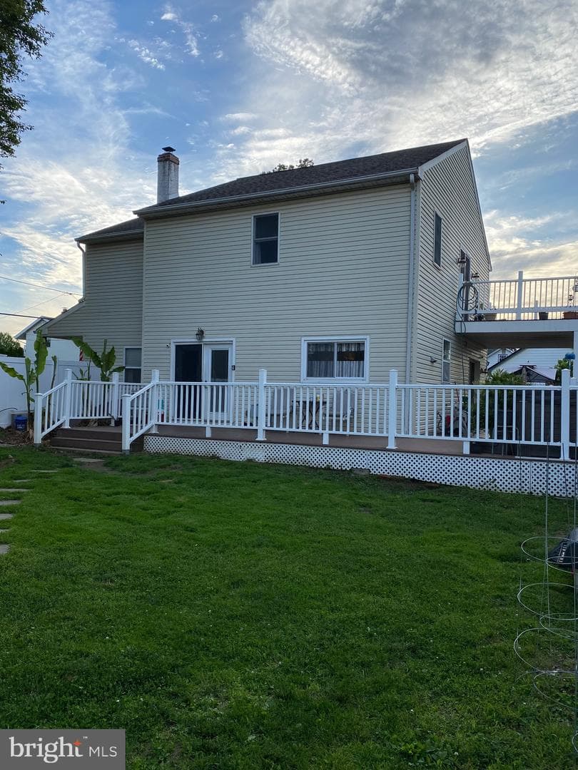 530 Avenue B photo 33