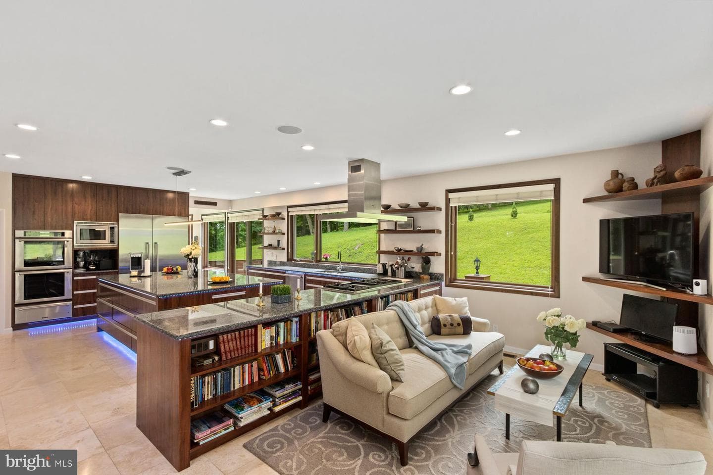 282 Aqueduct Road photo 18