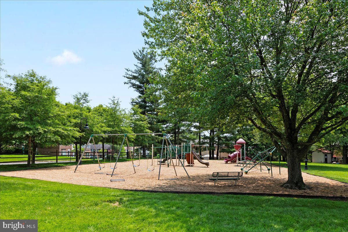 14 Providence Avenue photo 23