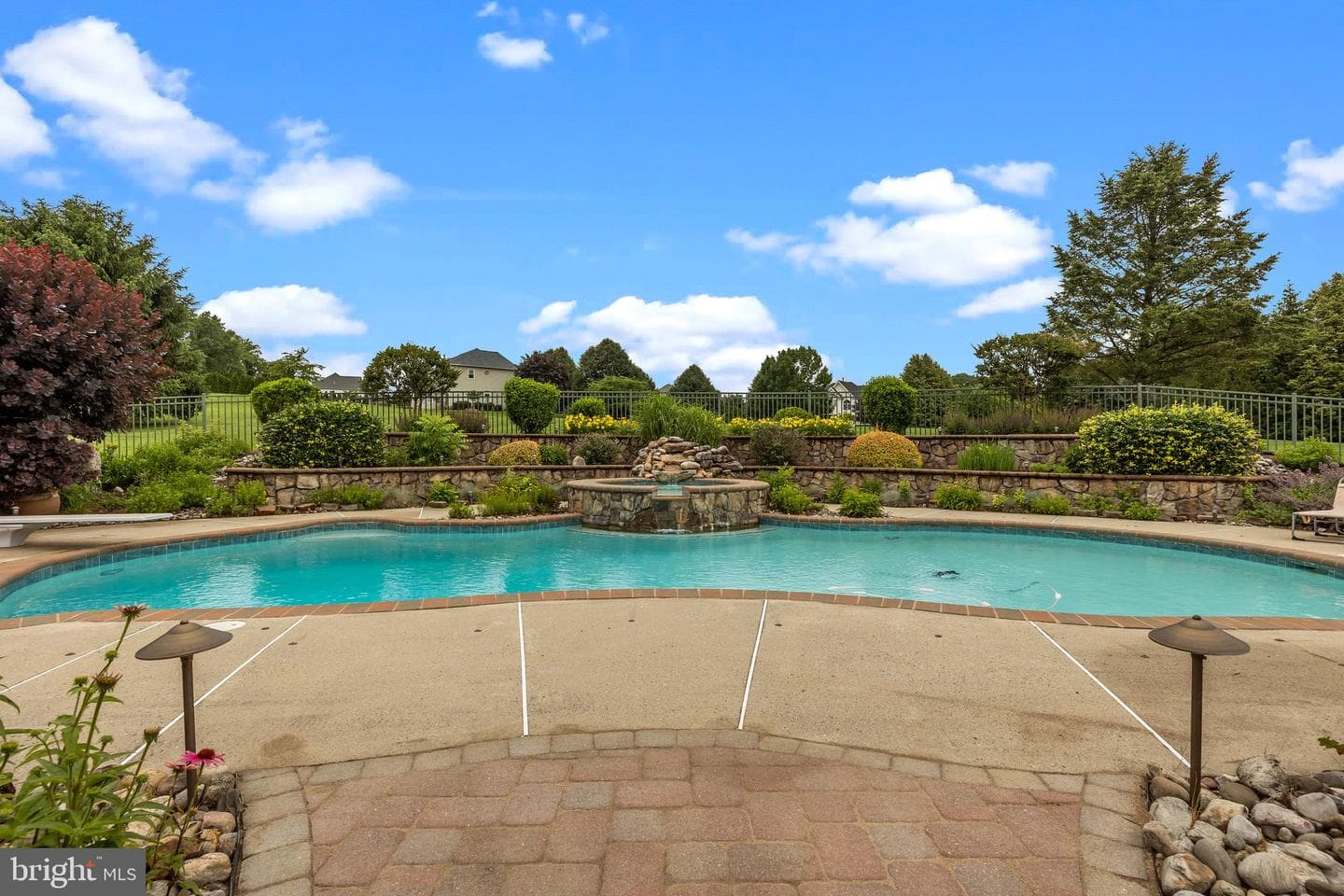 20 Cathleen Drive photo 43