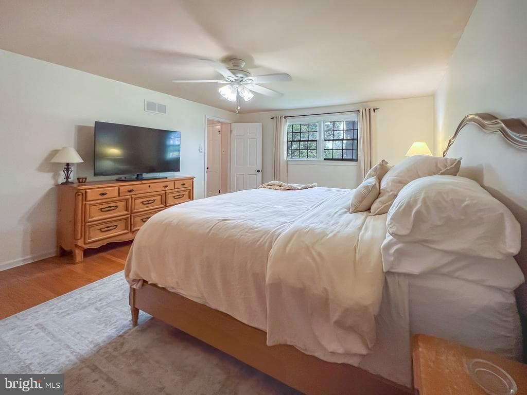 922 Edgewood Road photo 35