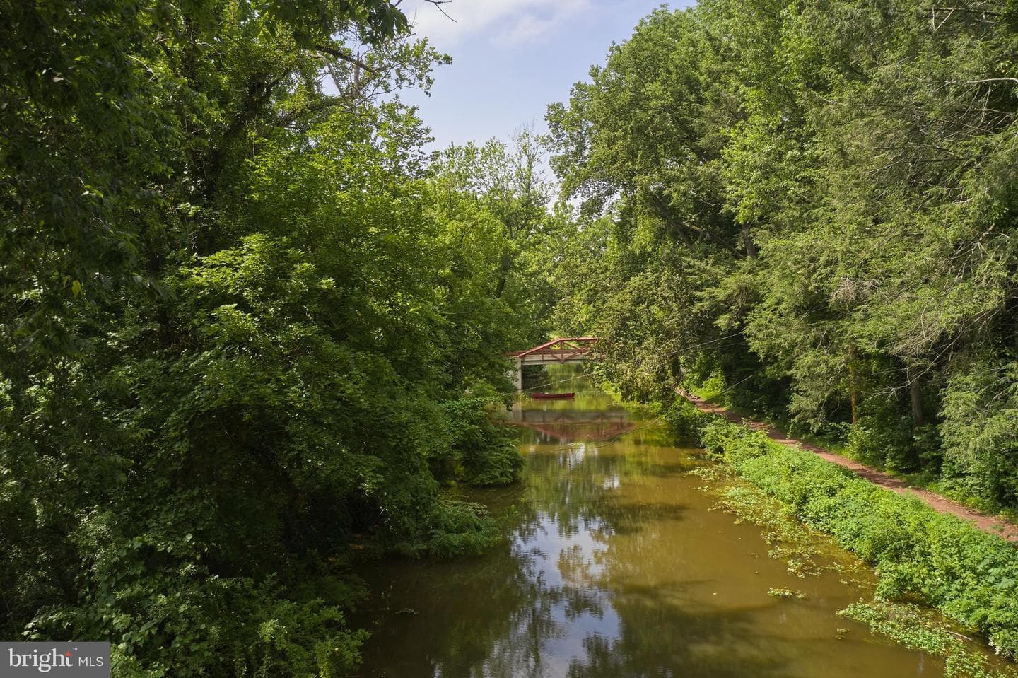 2598 River Road photo 7