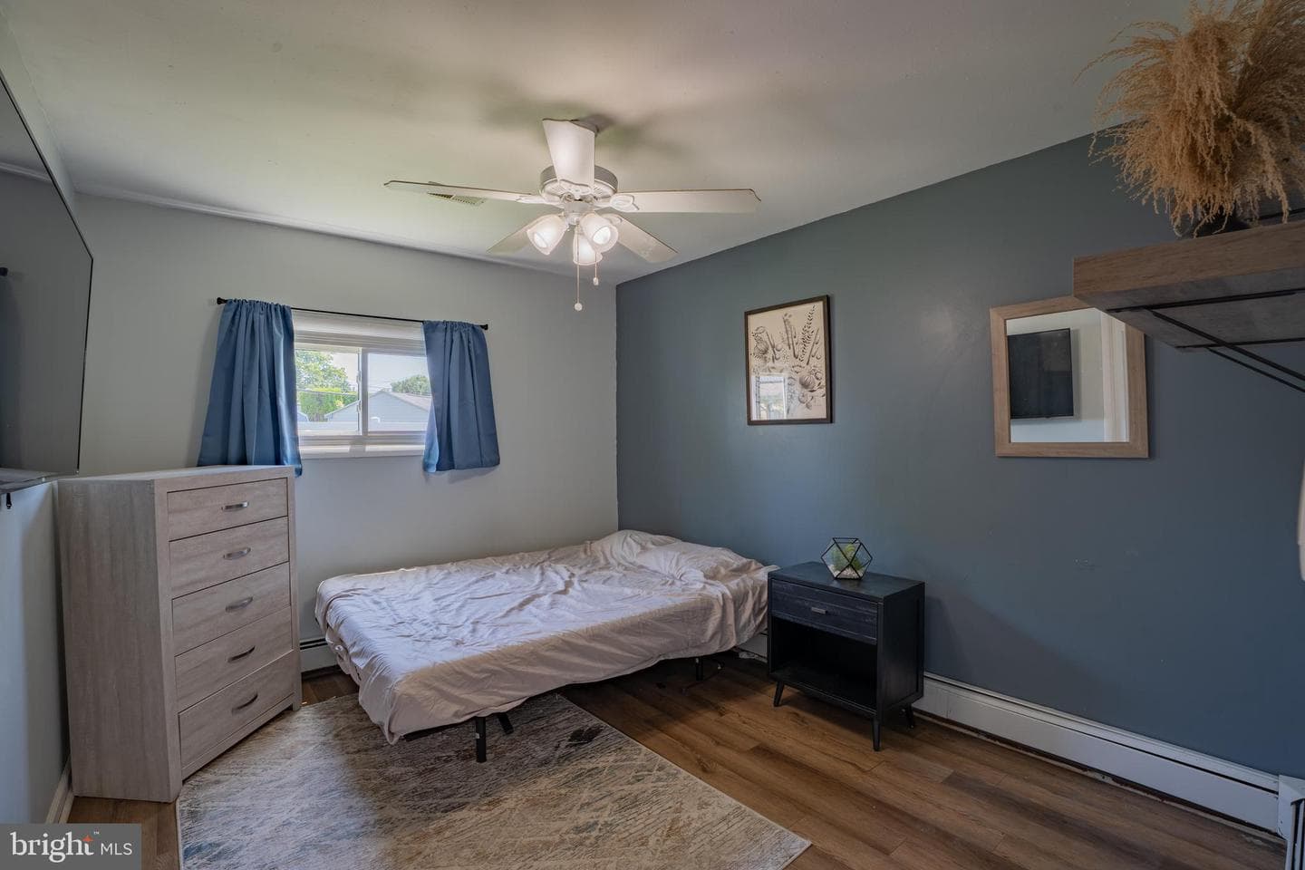 72 Basswood Road photo 9