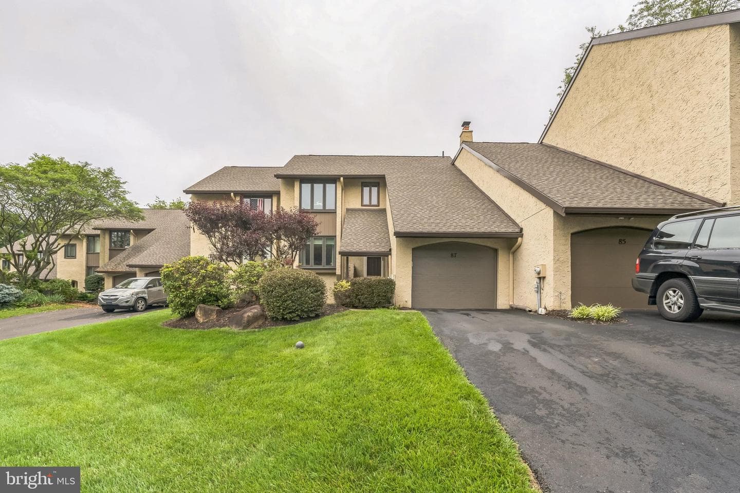 87 Golf Club Drive photo 2