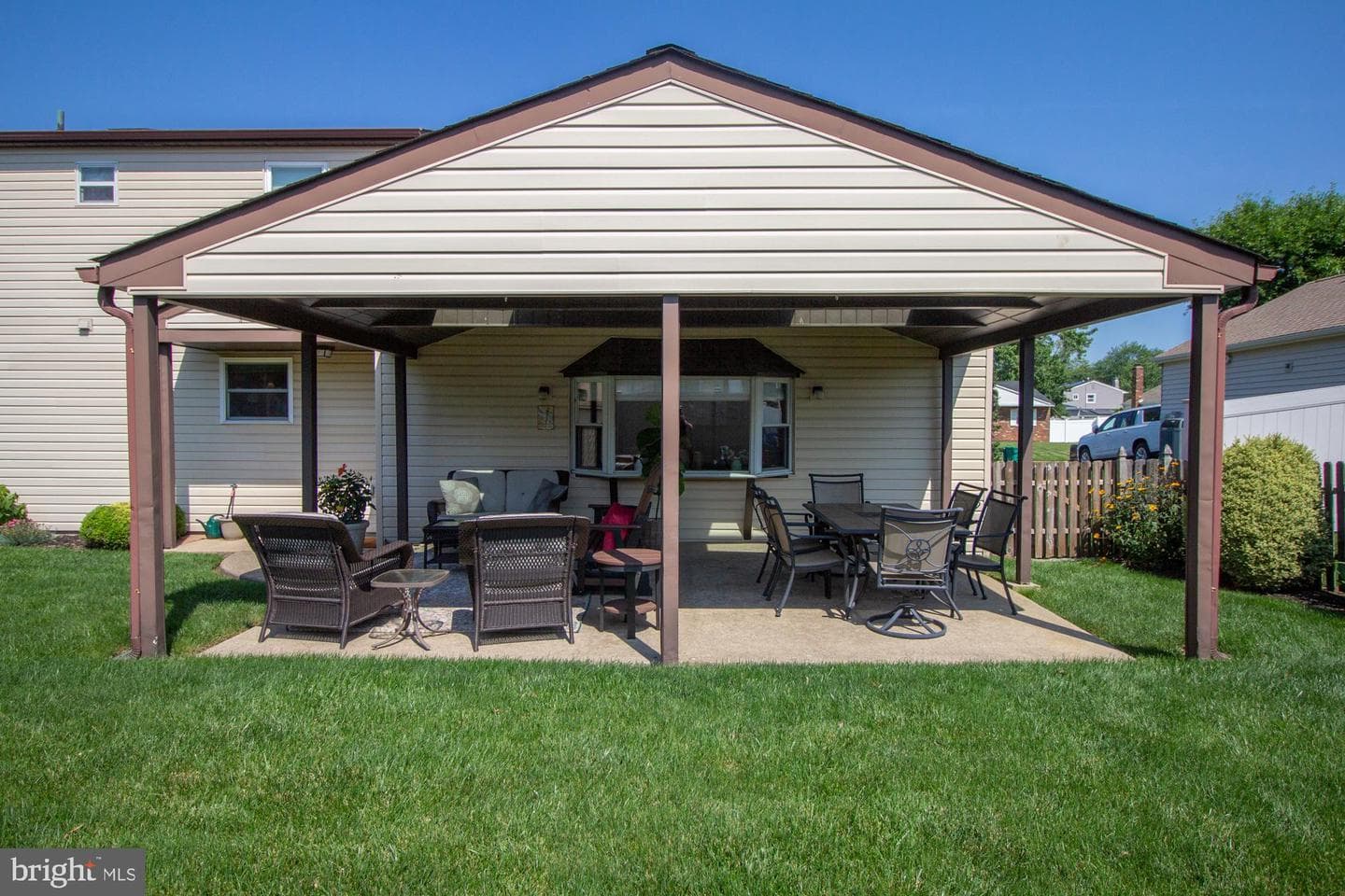 518 Ehret Road photo 30