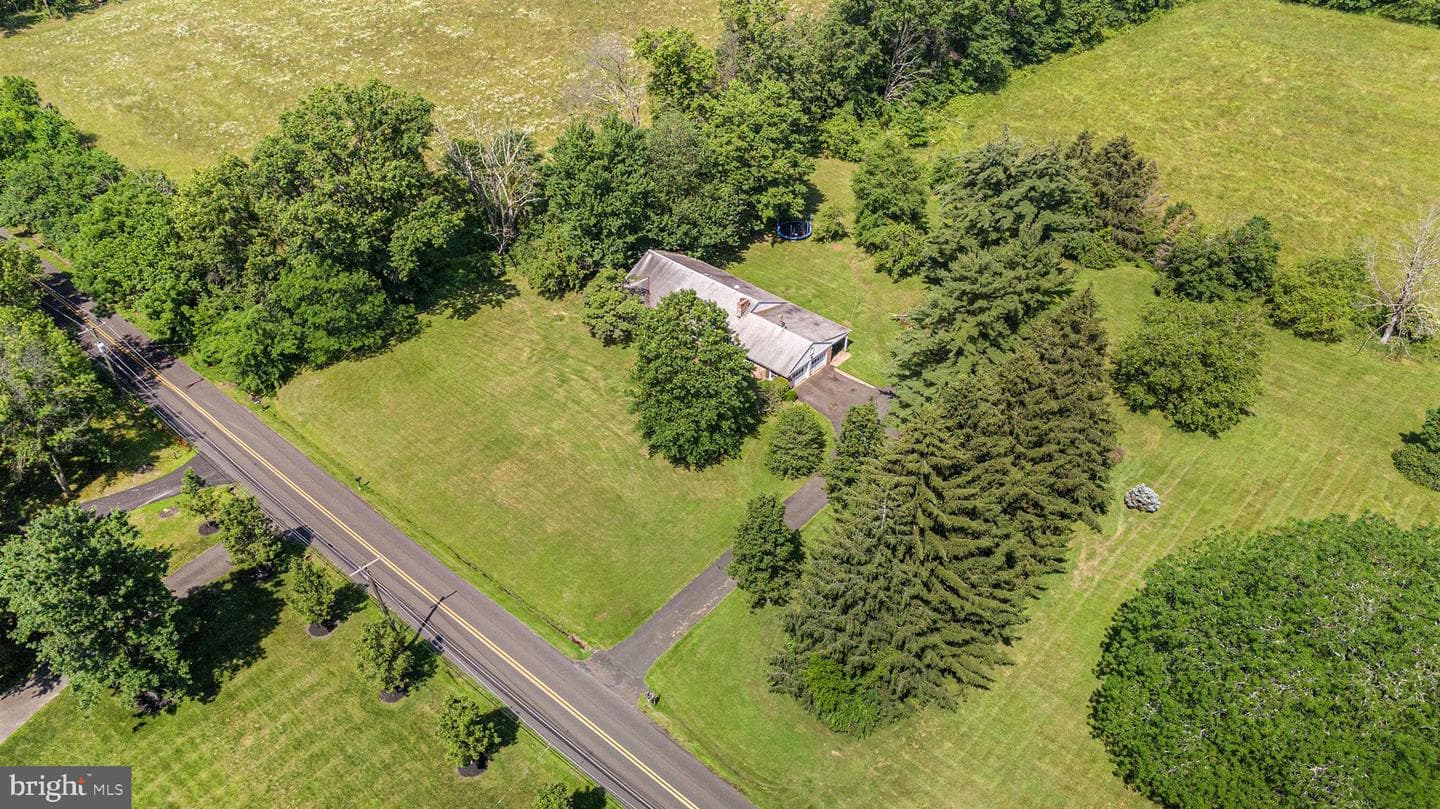 2218 Upper Stump Road photo 9
