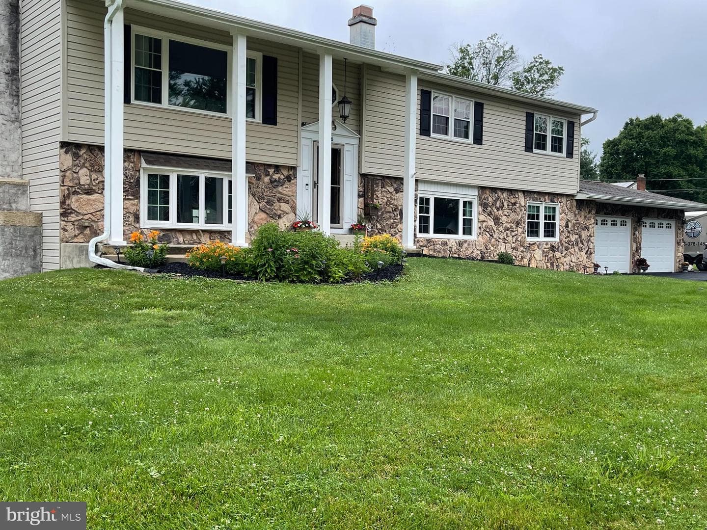 236 Brendwood Drive photo 2