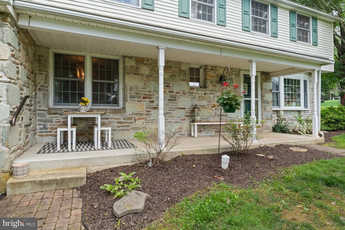 11 Creek Road photo 3