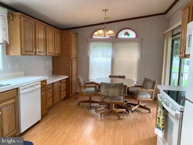 212 Dove Court photo 12